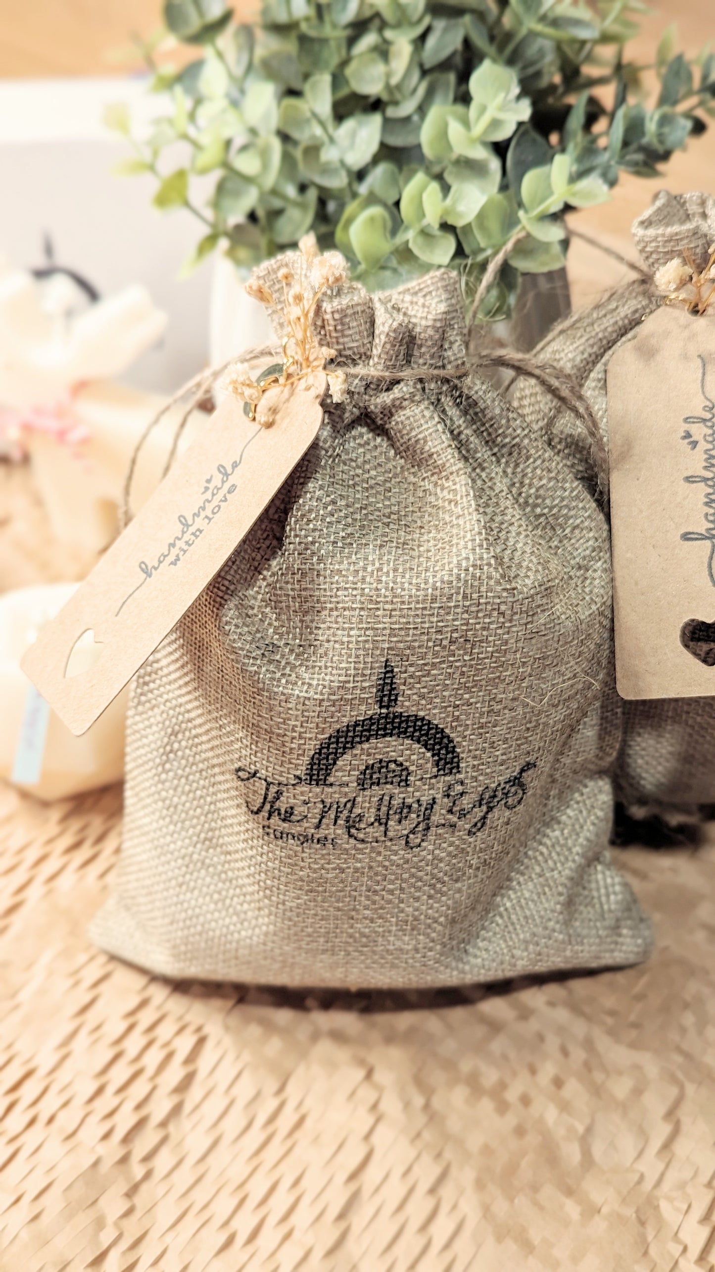 REFRESH CANDLE · 7oz