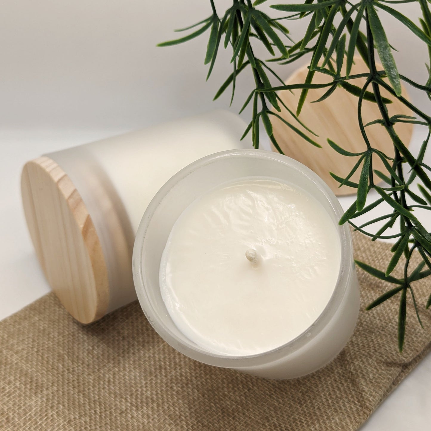 REFRESH CANDLE · 7oz