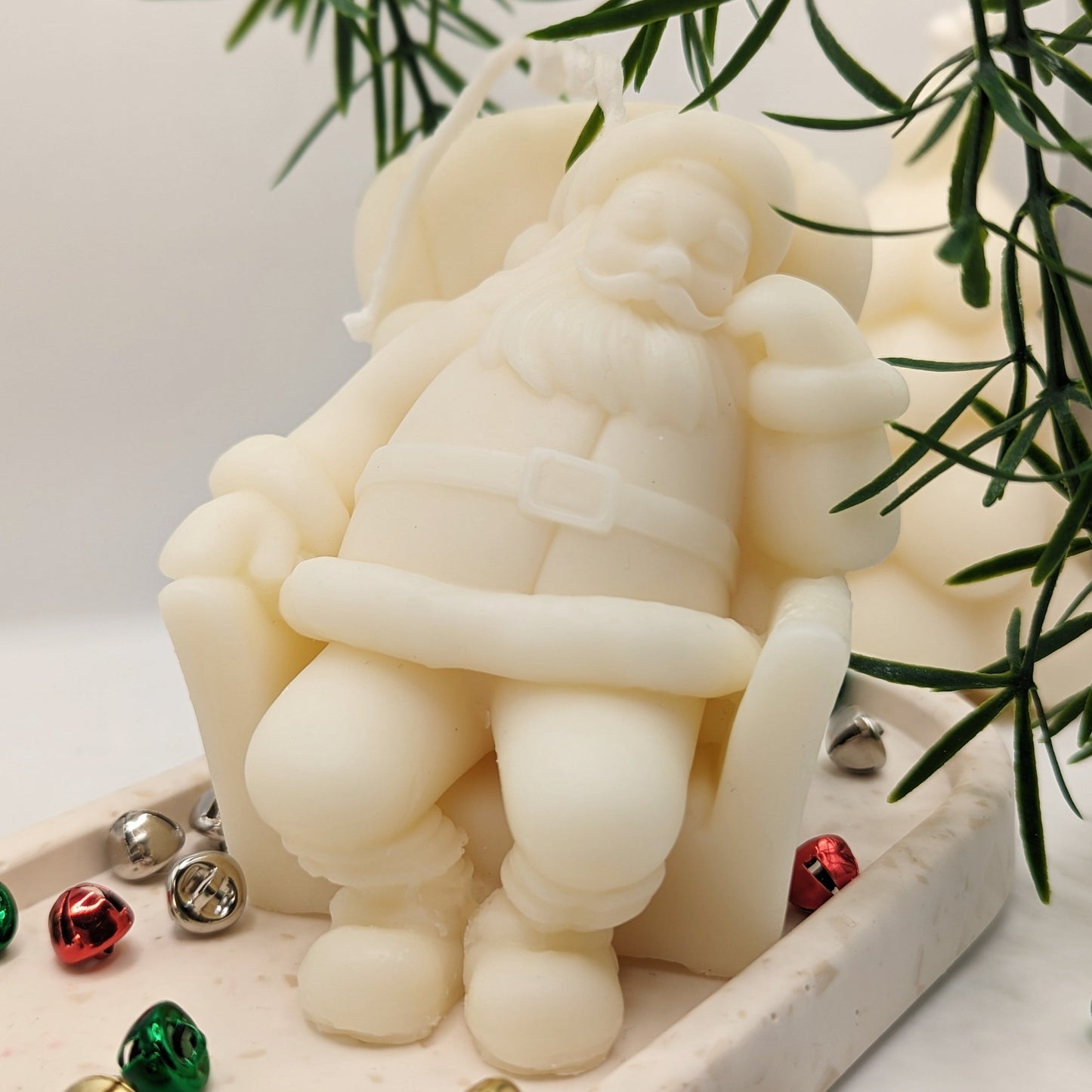 SLEEPY SANTA CANDLE