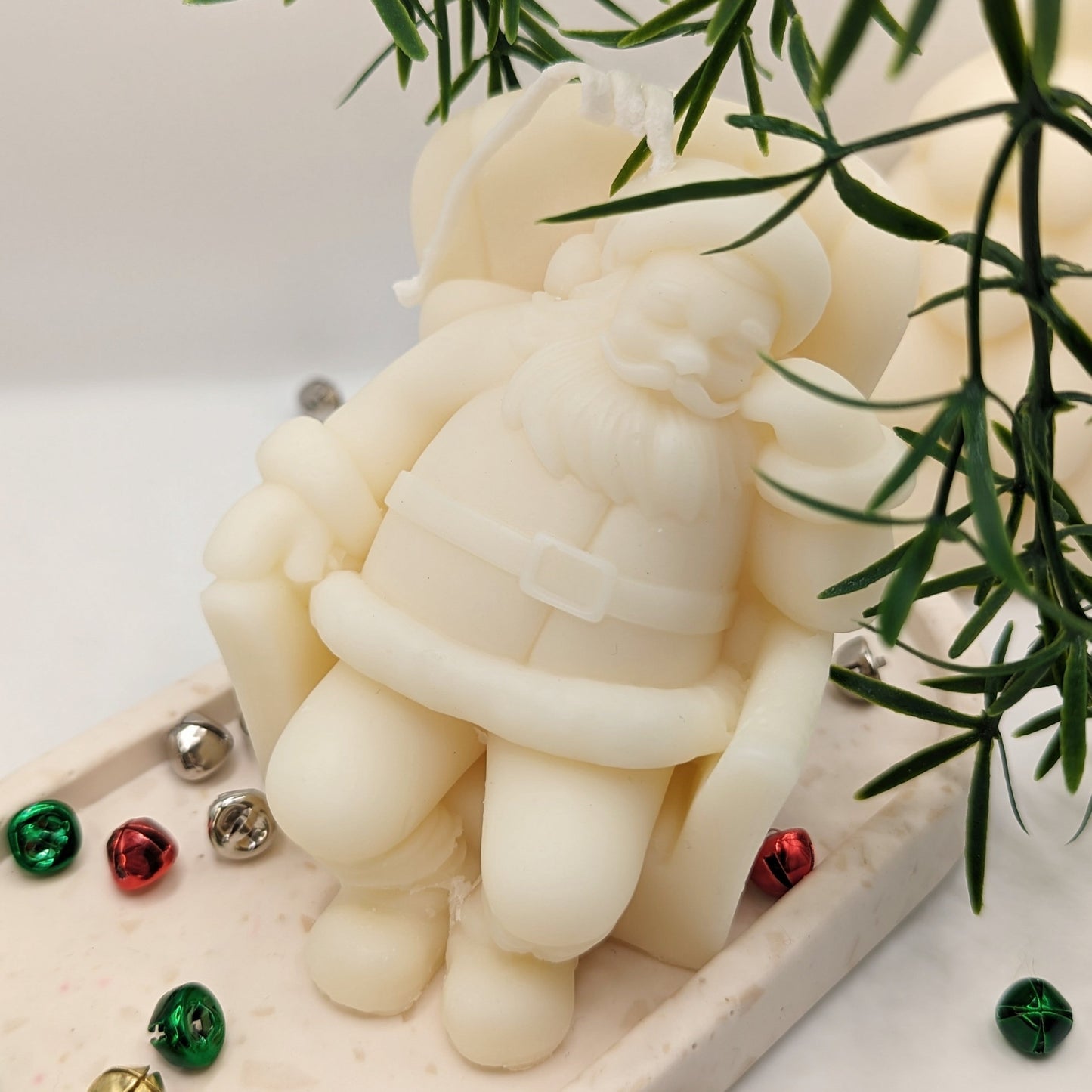 SLEEPY SANTA CANDLE