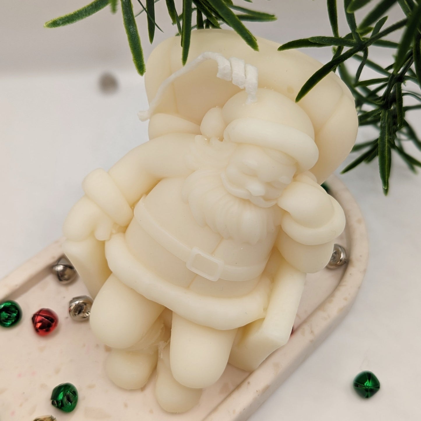 SLEEPY SANTA CANDLE