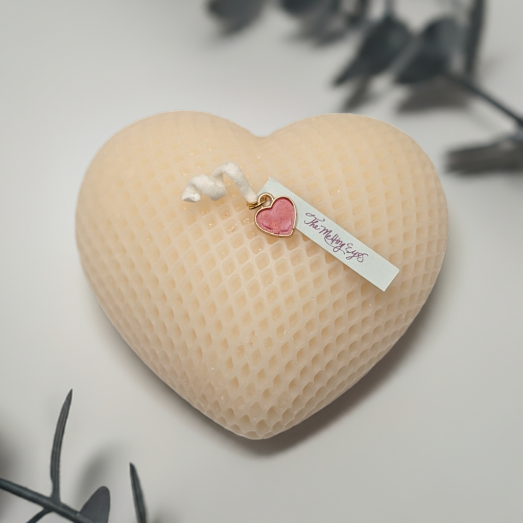 BIG HEART CANDLE